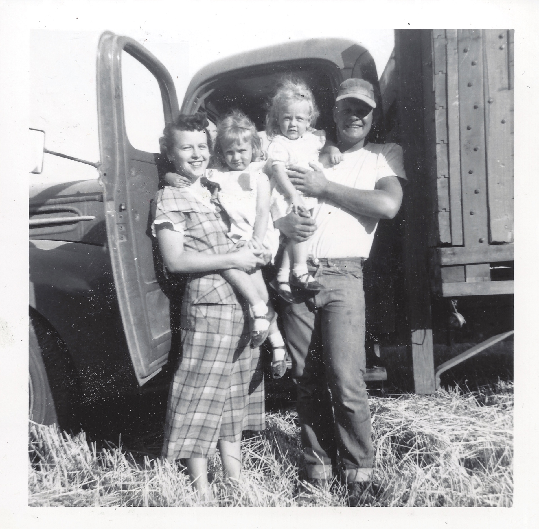 Lewis family vintage photo